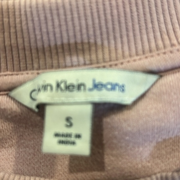 Calvin Klein ladies sweatshirt size small - Picture 7 of 7